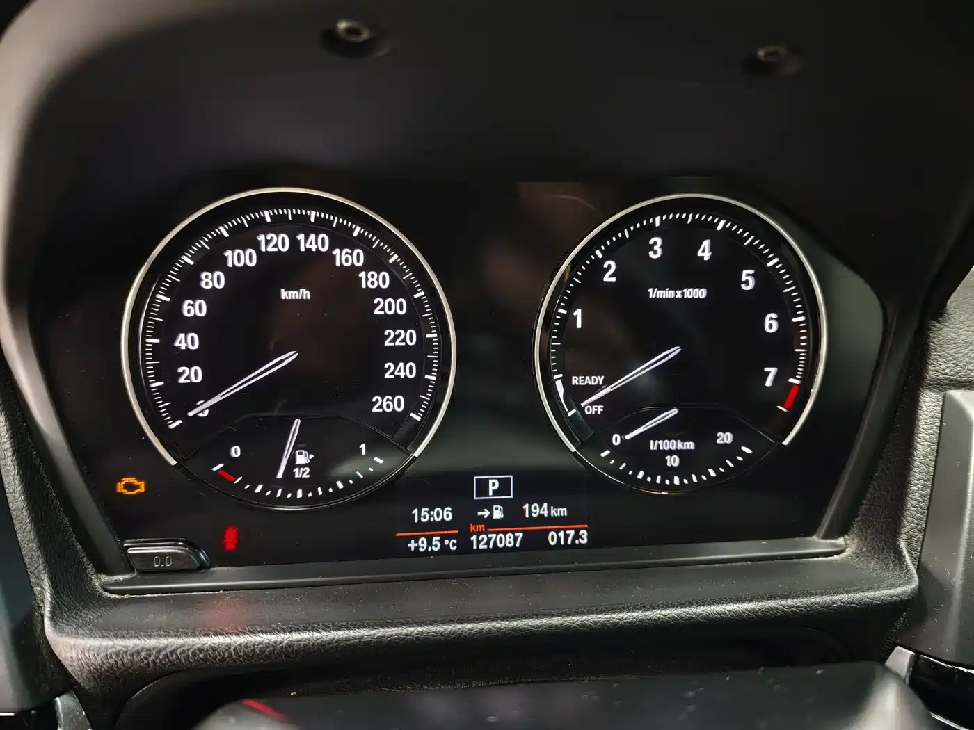 BMW 1 Series 2018 118i Sport Edition фото 16