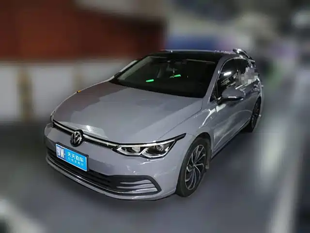 Volkswagen Golf 2021
