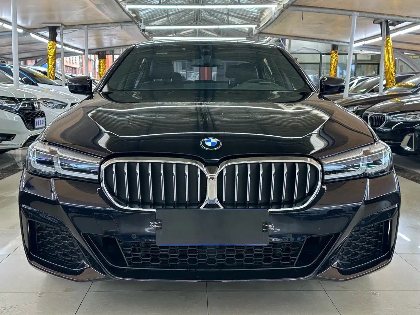 BMW 5 Series 2022 Facelift 530Li Leading M Sport Package фото 2