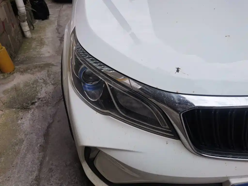 Photo 7 - Geely Vision X3