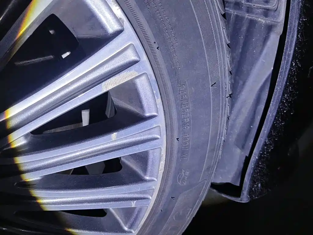 Фото 7 - Mercedes-Benz E-Class
