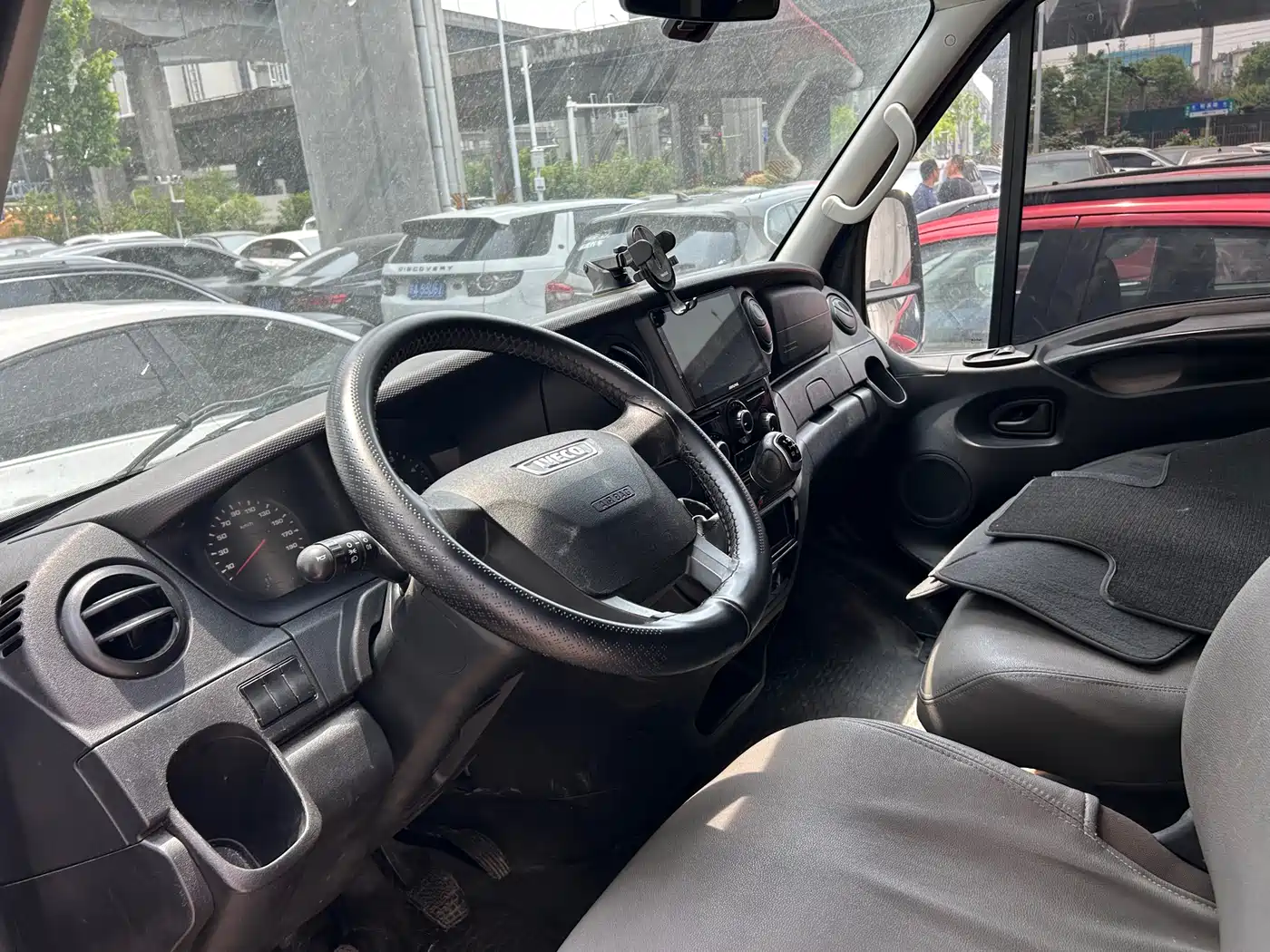 IVECO OU SHENG