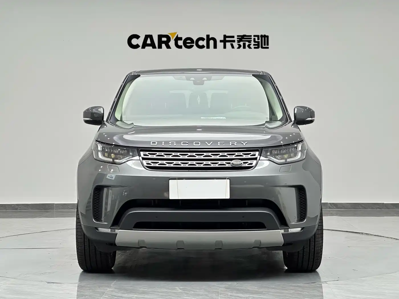 Land Rover Discovery 2017 3.0 SC V6 HSE фото 2