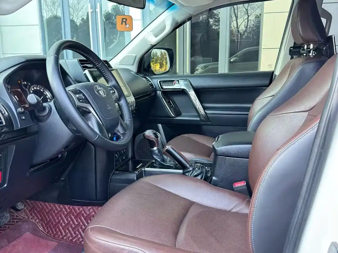Toyota Prado 2018 3.5L Automatic TX-L Rear-mounted Spare Tire фото 4