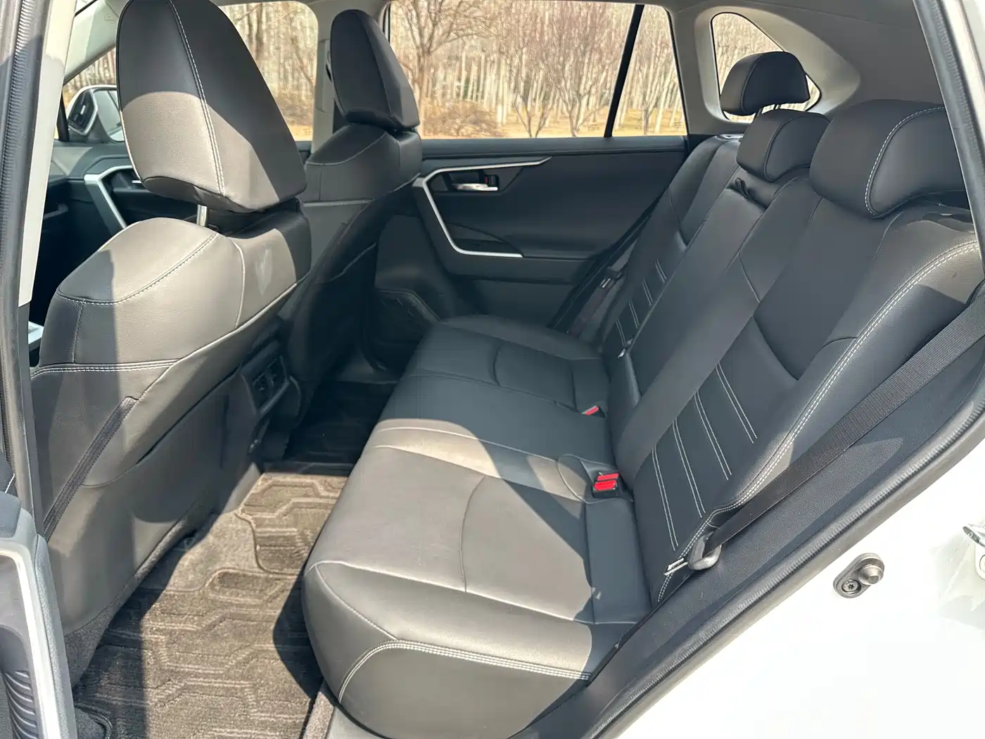 Toyota RAV4 Rongfang 2021 2.0L CVT 4WD Premium фото 8