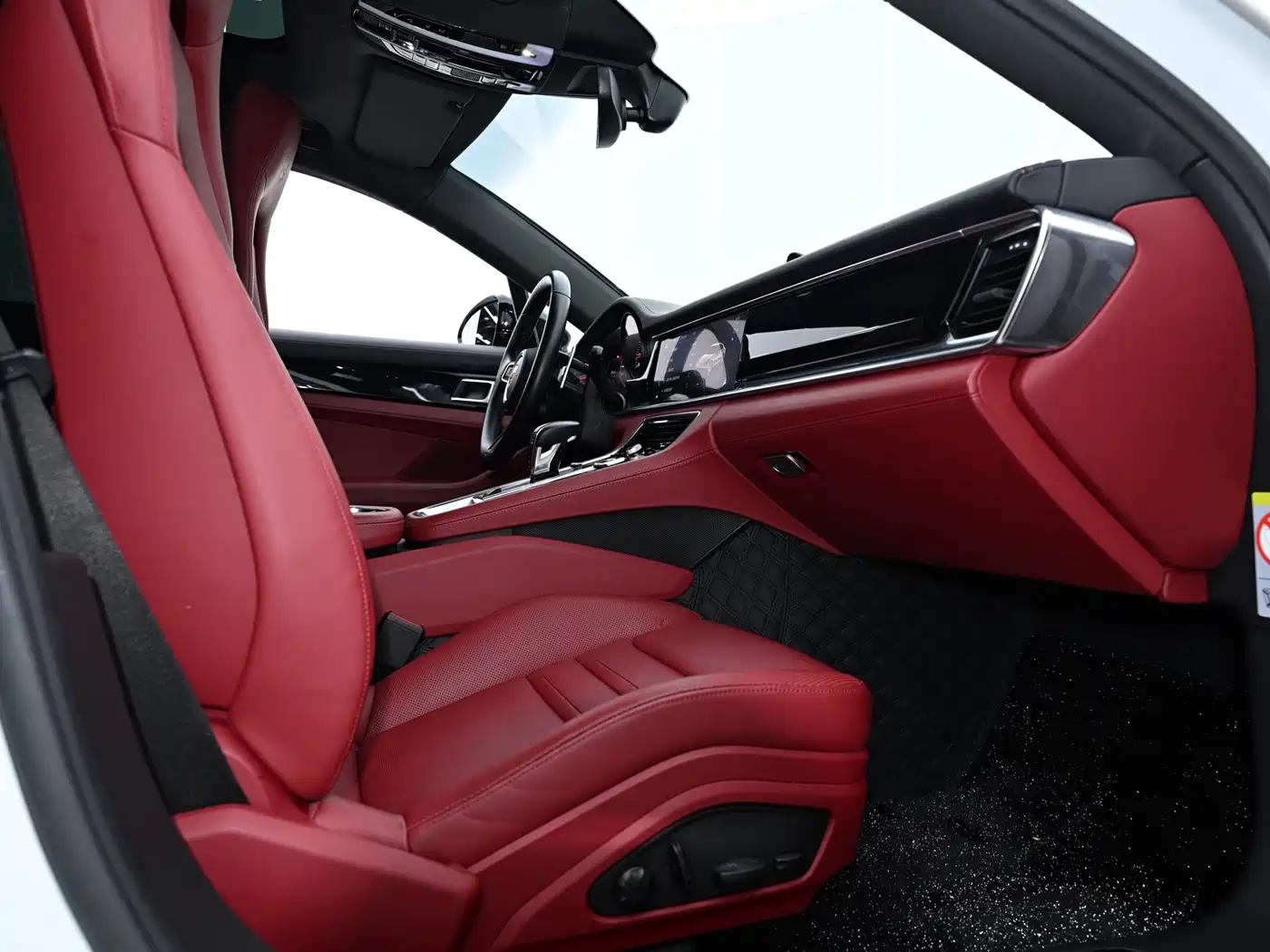 Porsche Panamera 2023 Facelift Panamera Executive Long Wheelbase Platinum Edition 2.9T фото 8