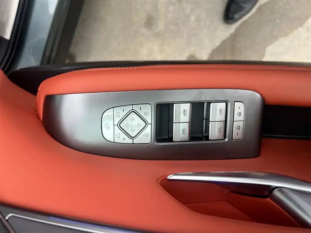 BYD Tang L 2025 DM 175KM Drone Player Edition фото 10