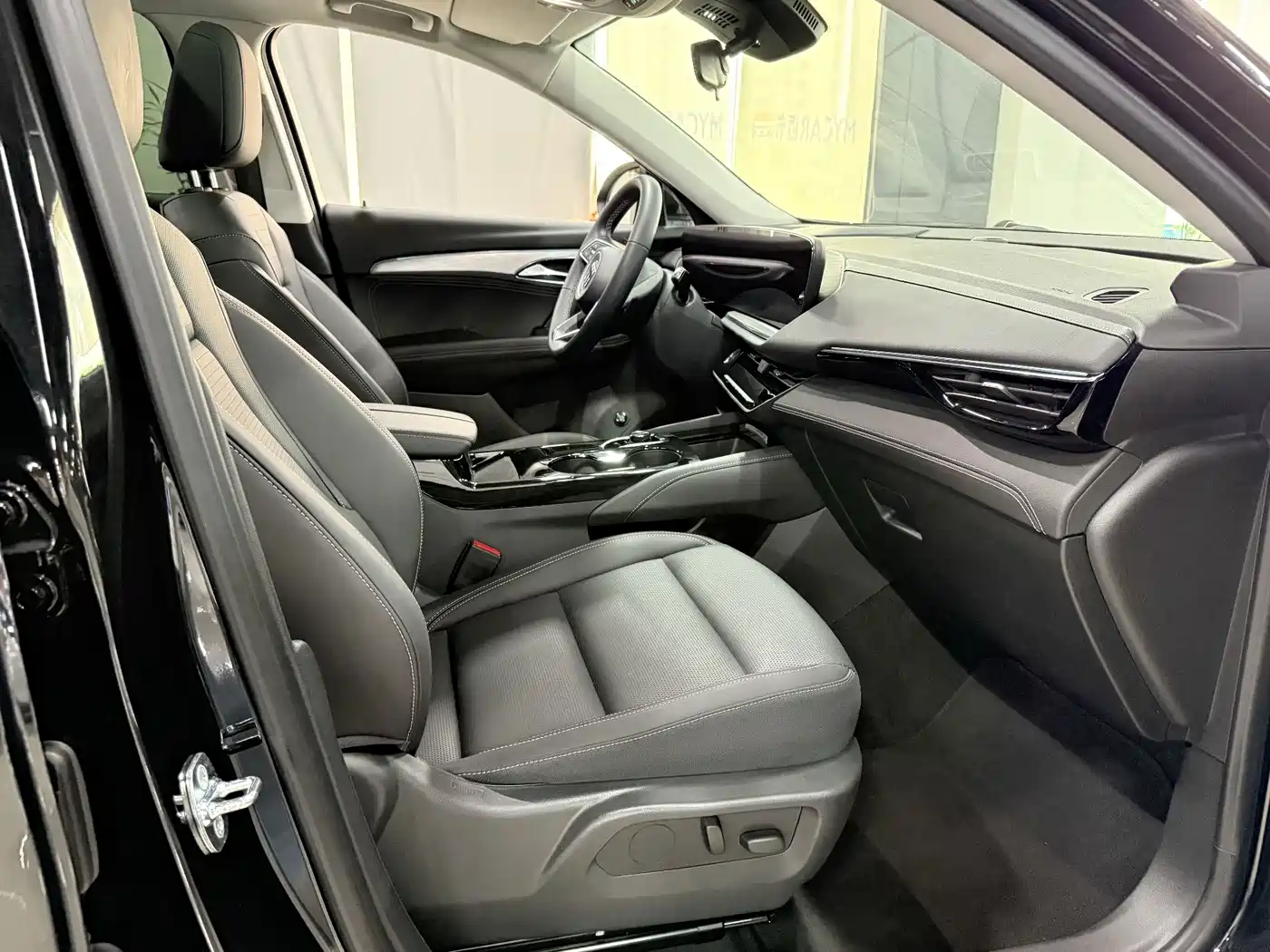 Buick Envision S 2025 2025 25T Premium Platinum Edition