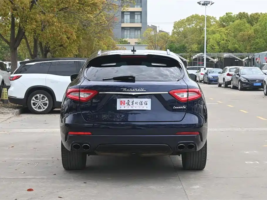 MASERATI LEVANTE