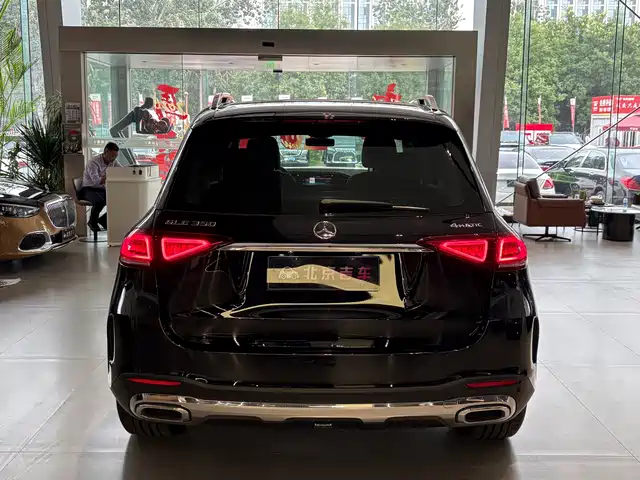 Mercedes-Benz GLE 2020 Facelift GLE 350 4MATIC Luxury — фото 4