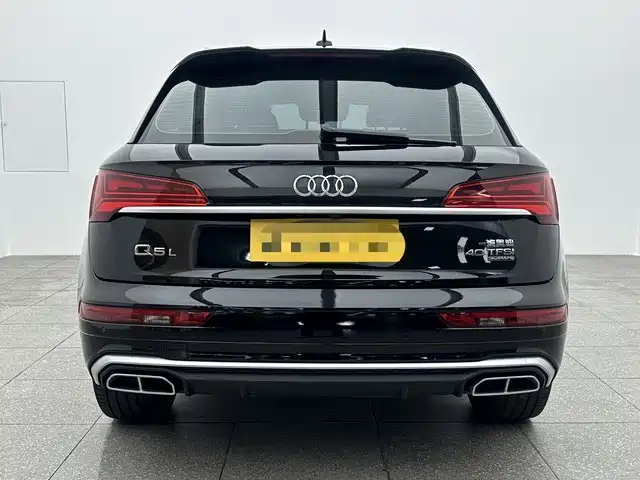 Audi Q5L 2024 Model 40 TFSI Fashion Dynamic фото 5