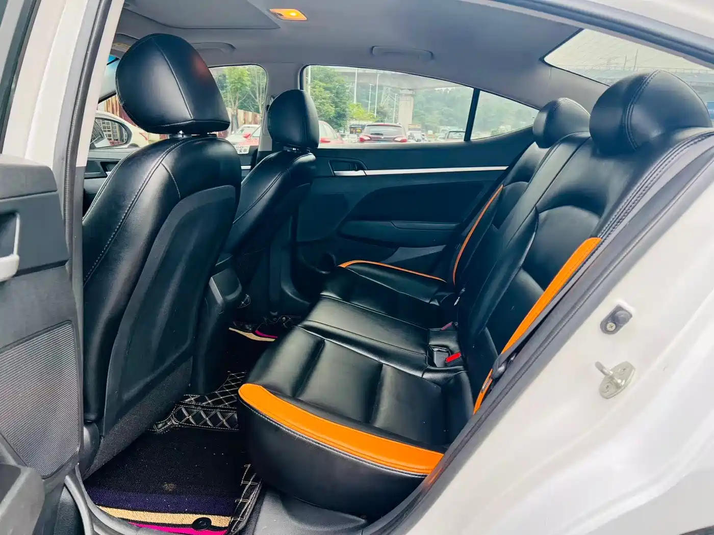 Hyundai Elantra 2016 Model 1.6L Automatic Smart Elite фото 7