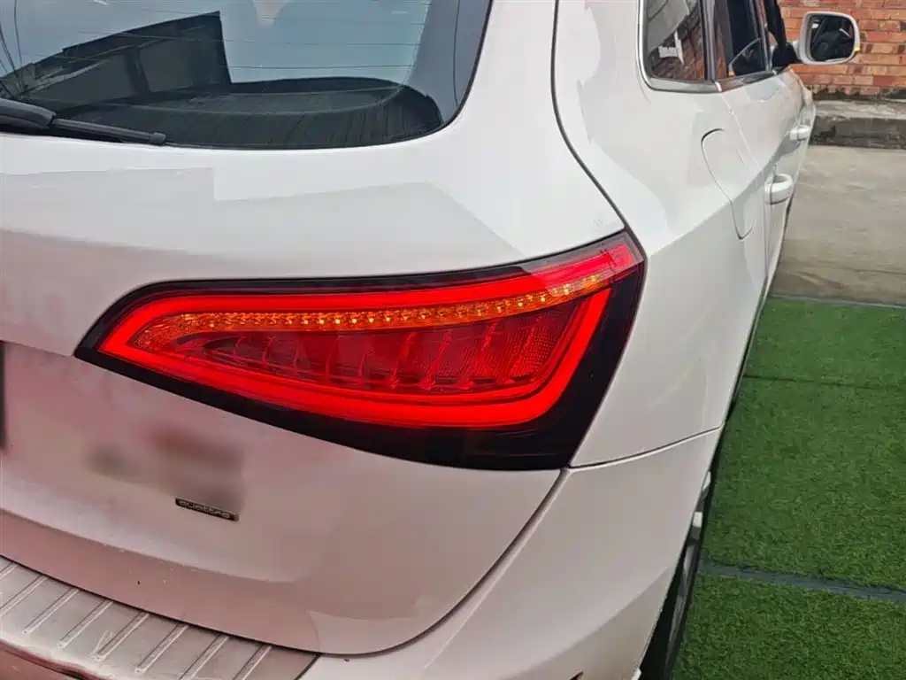 Audi Q5 2015 40 TFSI Technology фото 8