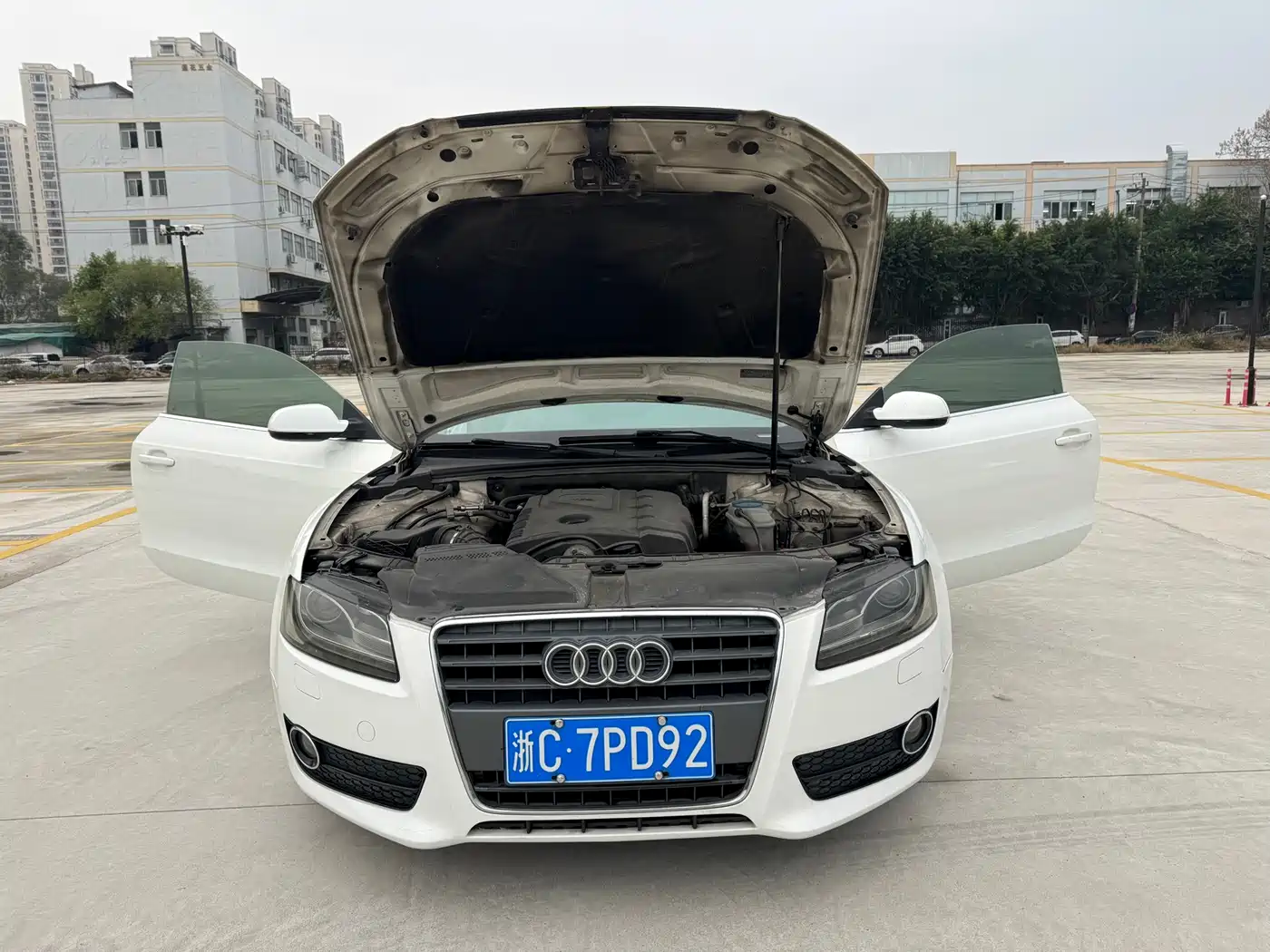 Audi A5 (Import) 2010 2.0TFSI Coupe Style Edition фото 14