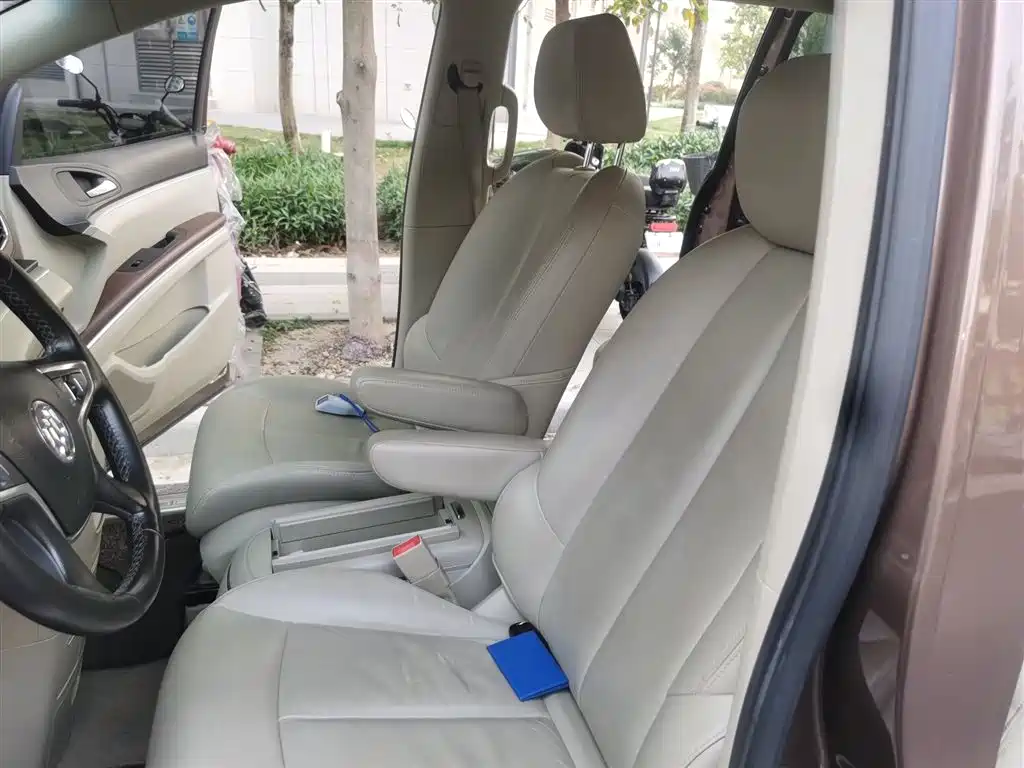 Buick GL8 2018 28T Luxury Model China VI фото 8