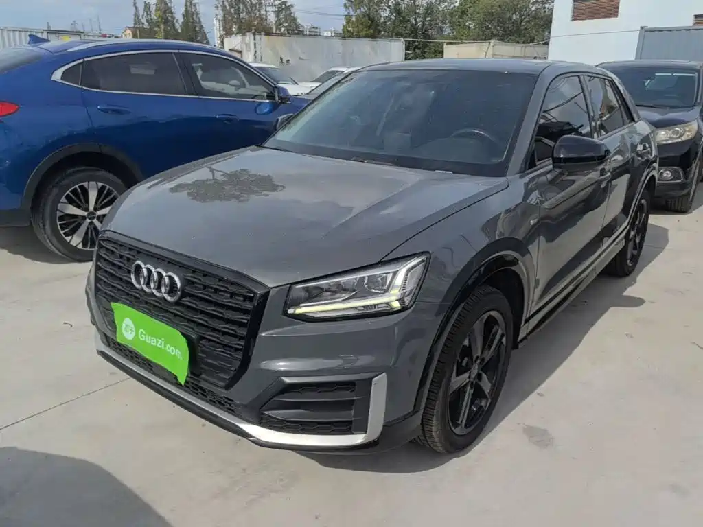 Audi Q2L 2019 2018 35 TFSI Launch Exclusive Edition China VI