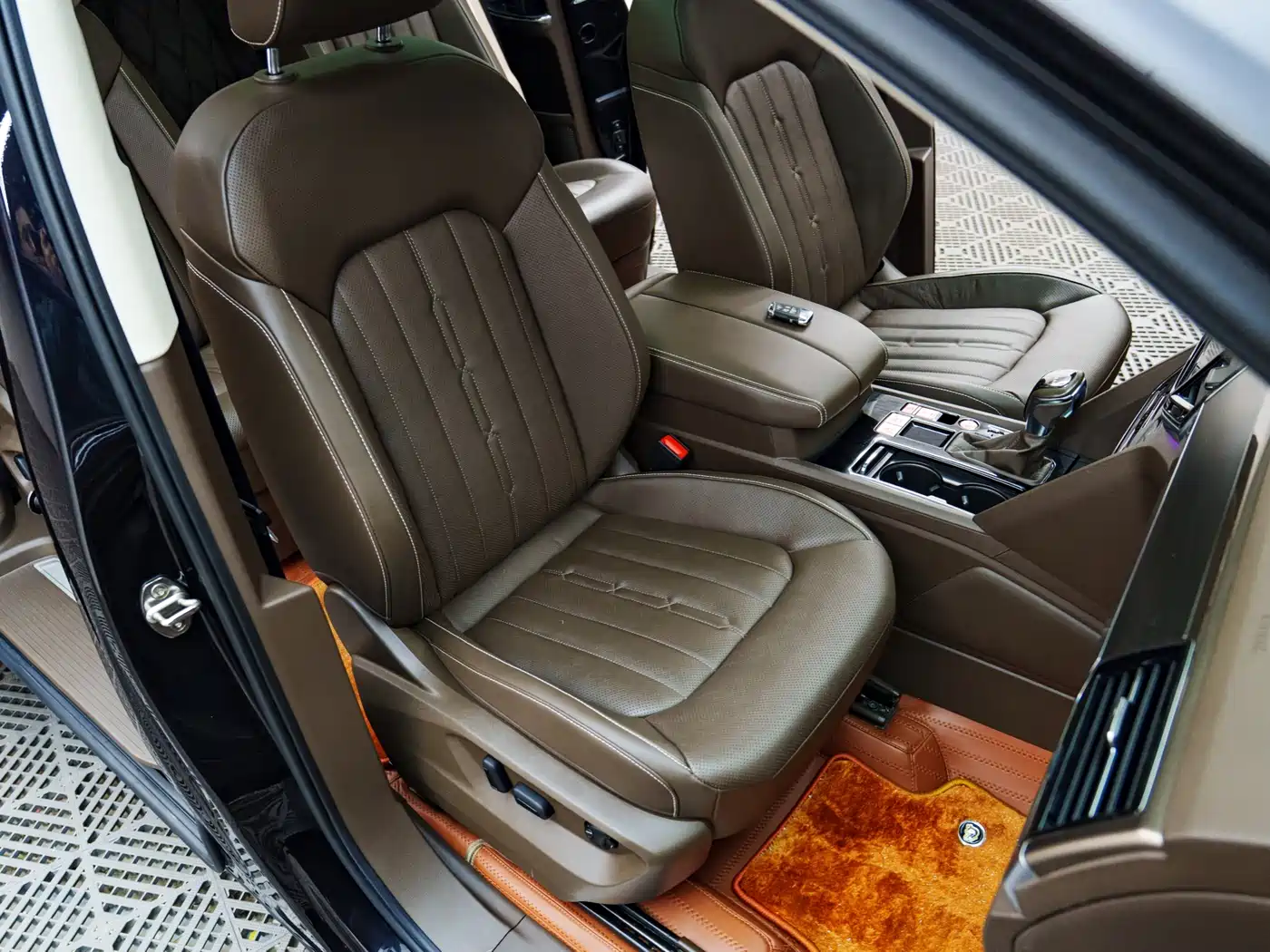 Volkswagen Viloran 2020 330TSI Luxury Edition фото 14