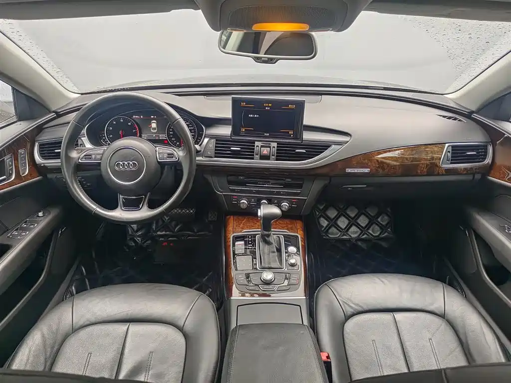 Фото 7 - Audi A7