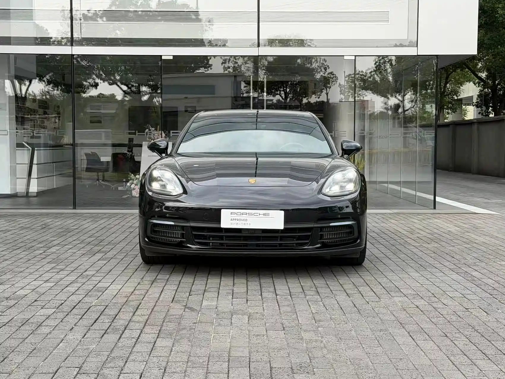Фото 5 - Porsche Panamera