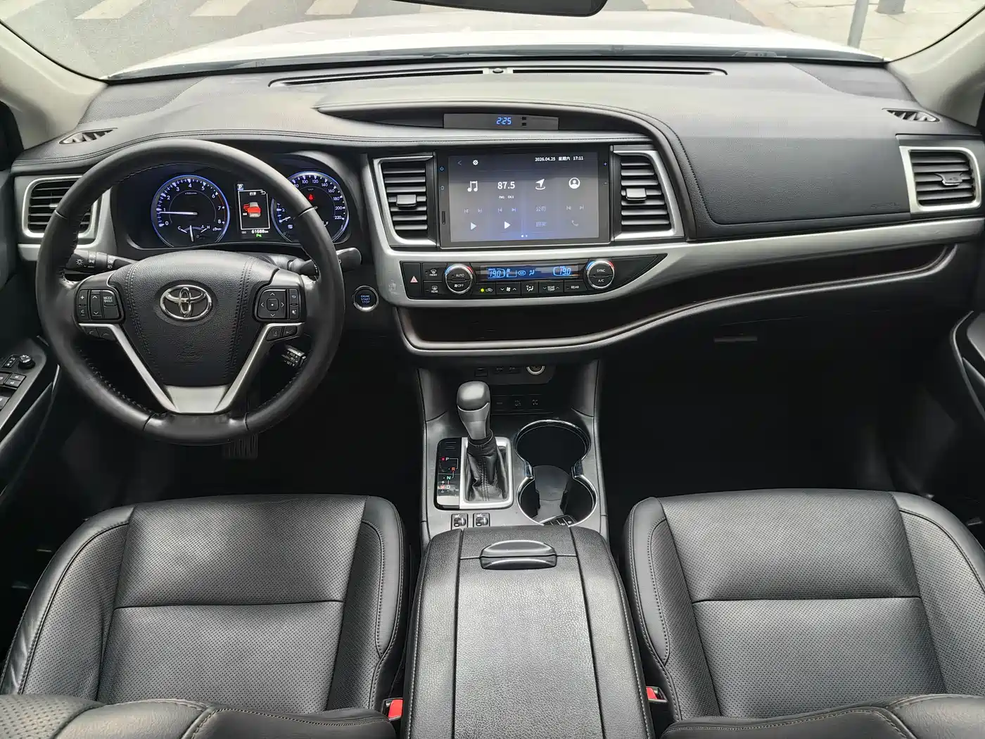 Toyota Highlander 2018 2.0T 4WD Premium 7-seater China VI фото 16