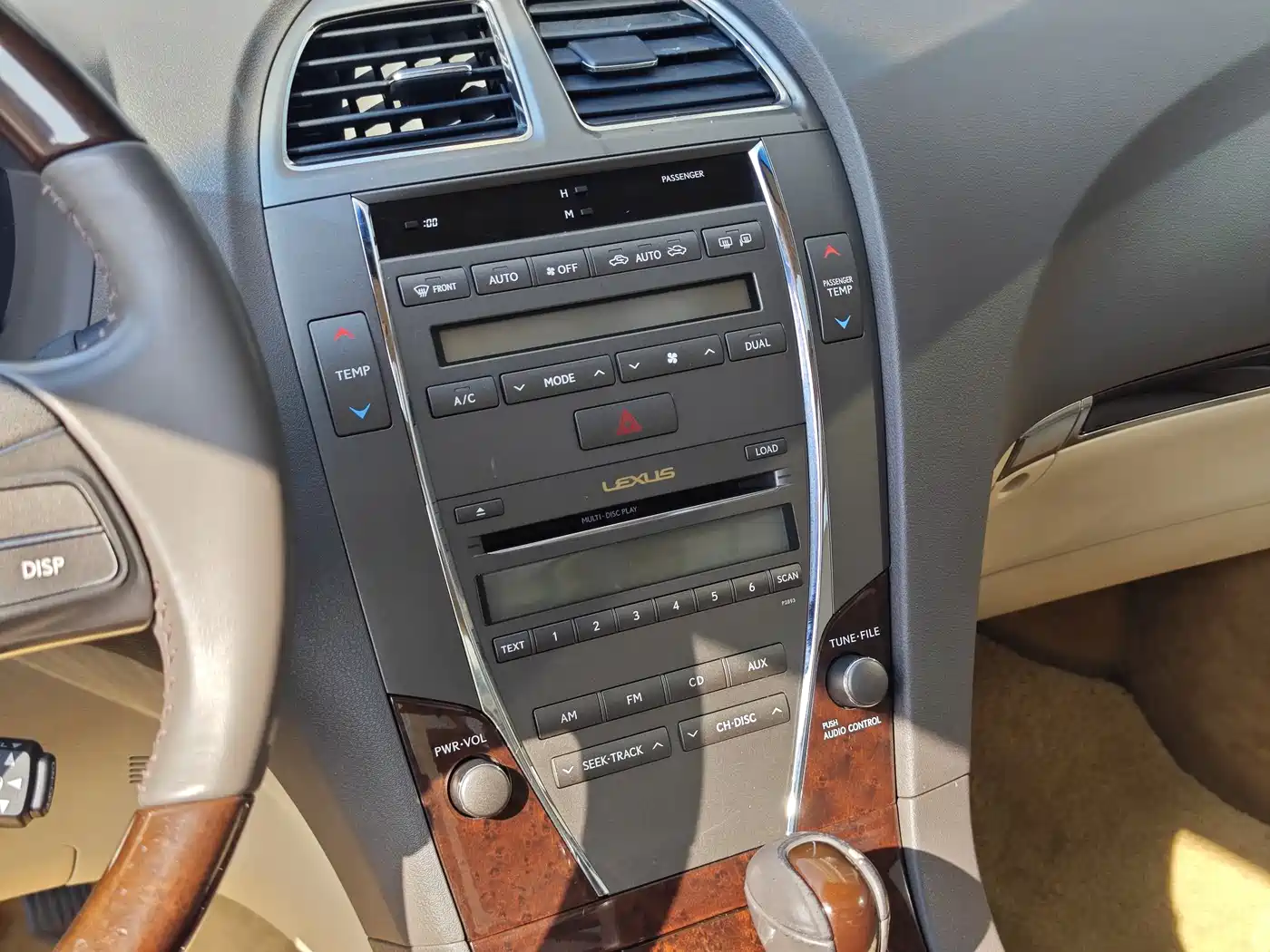 Lexus ES 2010 350 Elegance Edition фото 12
