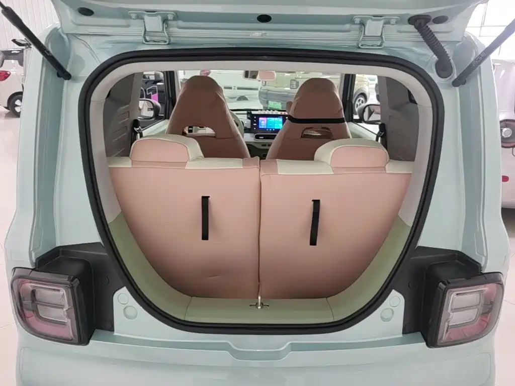Фото 19 - Geely Galaxy Panda