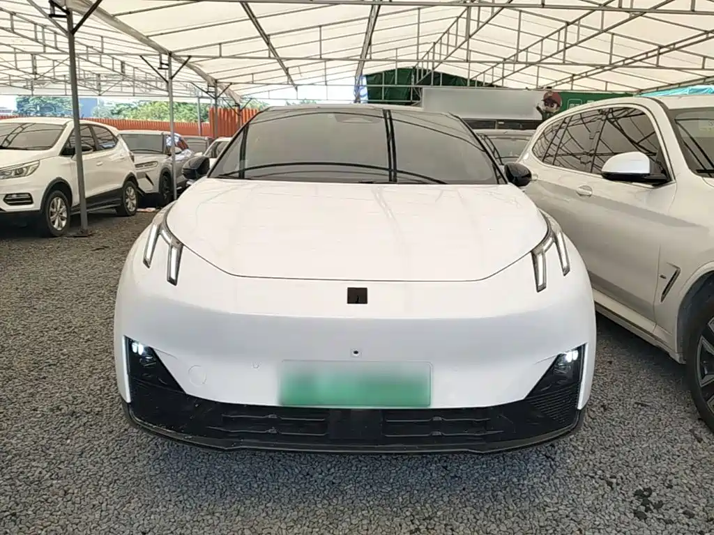 Photo 3 - Lynk & Co Z20