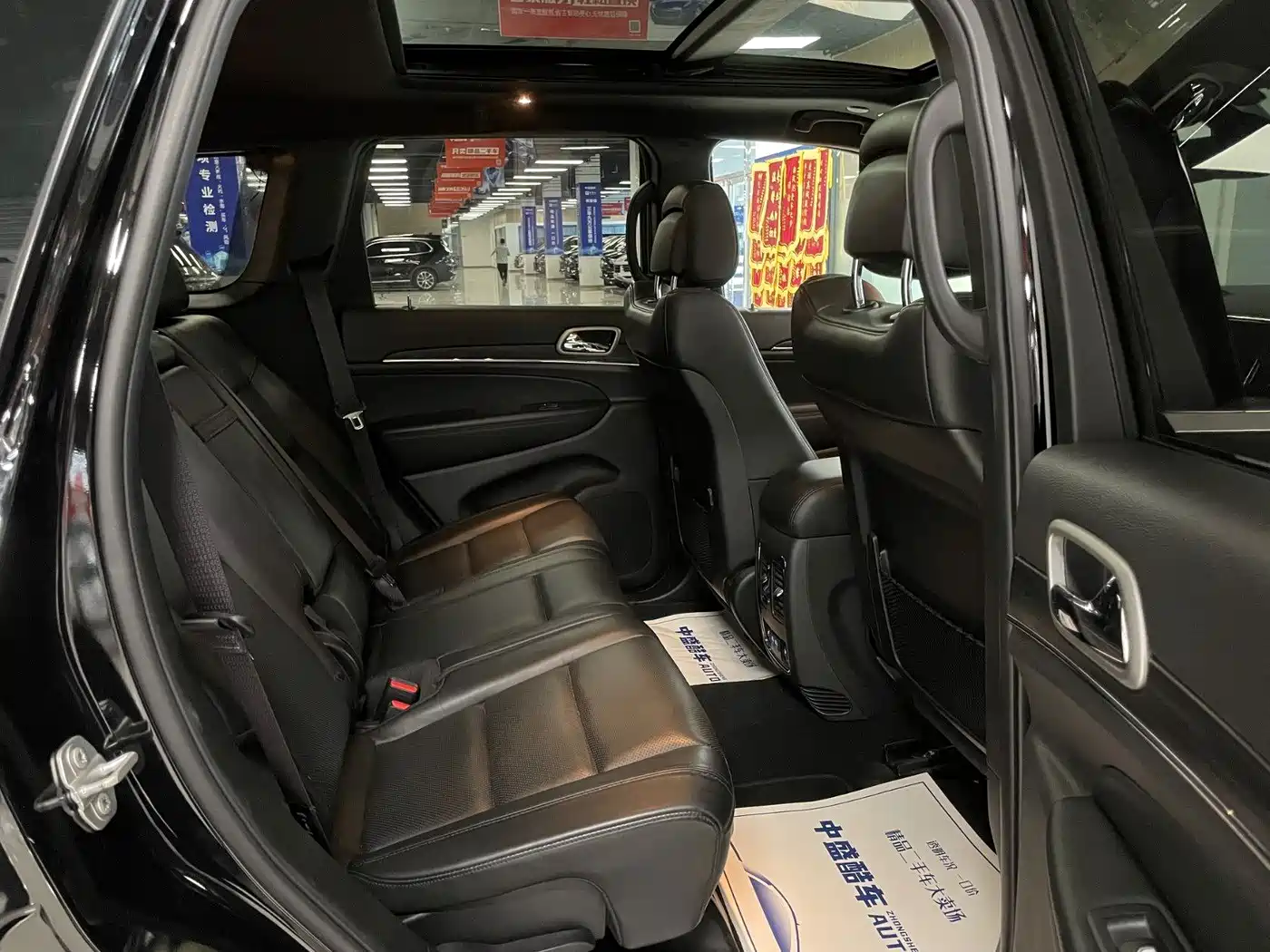 Jeep Grand Cherokee (Import) 2020 2020 3.0L Elite Navigation Edition