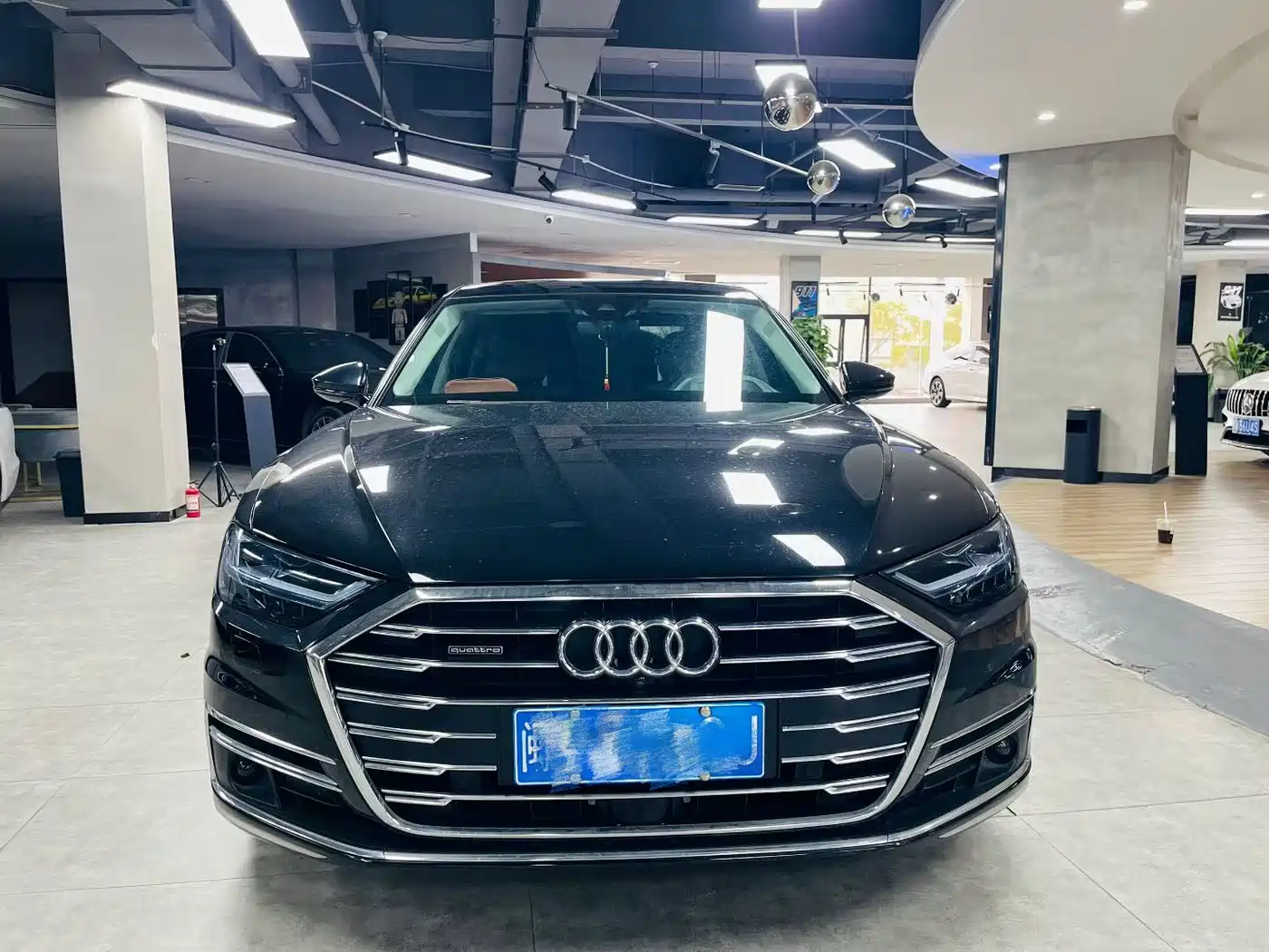 Audi A8 2019 Plus A8L 55 TFSI quattro Prestige фото 3
