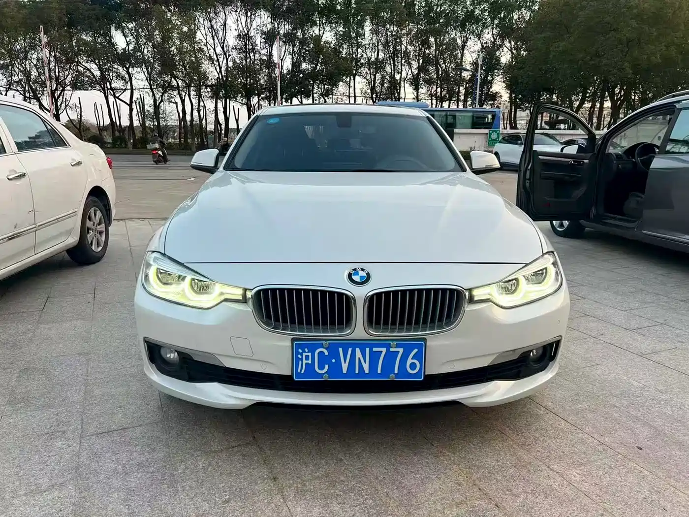 BMW 3 Series 2019 320Li Fashion Type фото 2