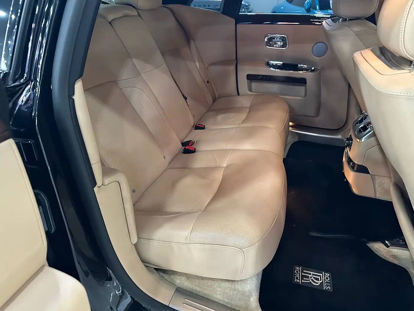 Rolls-Royce Ghost 2013 2010 Model 6.6T Standard