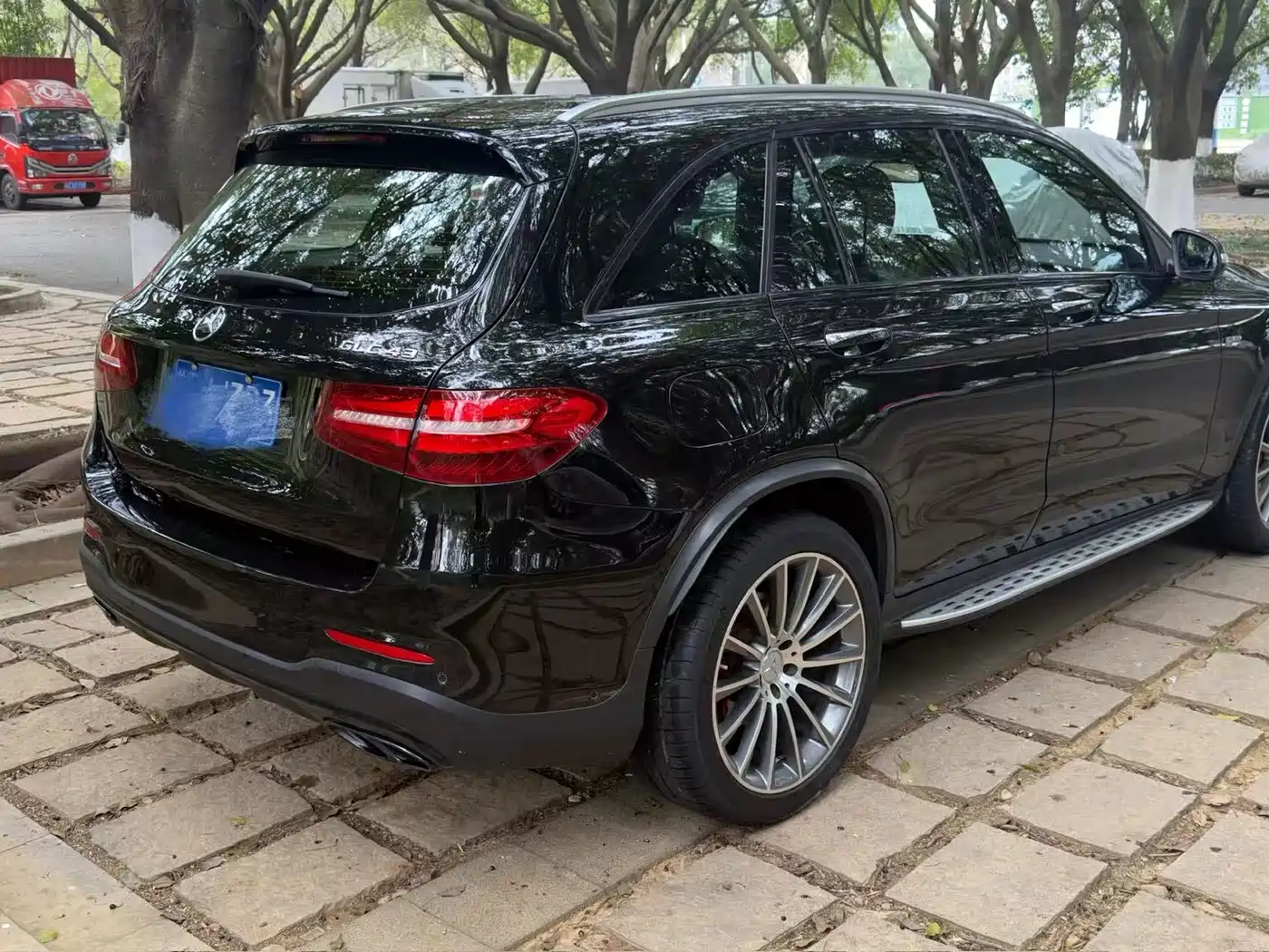 Mercedes-Benz GLC AMG 2017 AMG GLC 43 4MATIC фото 4