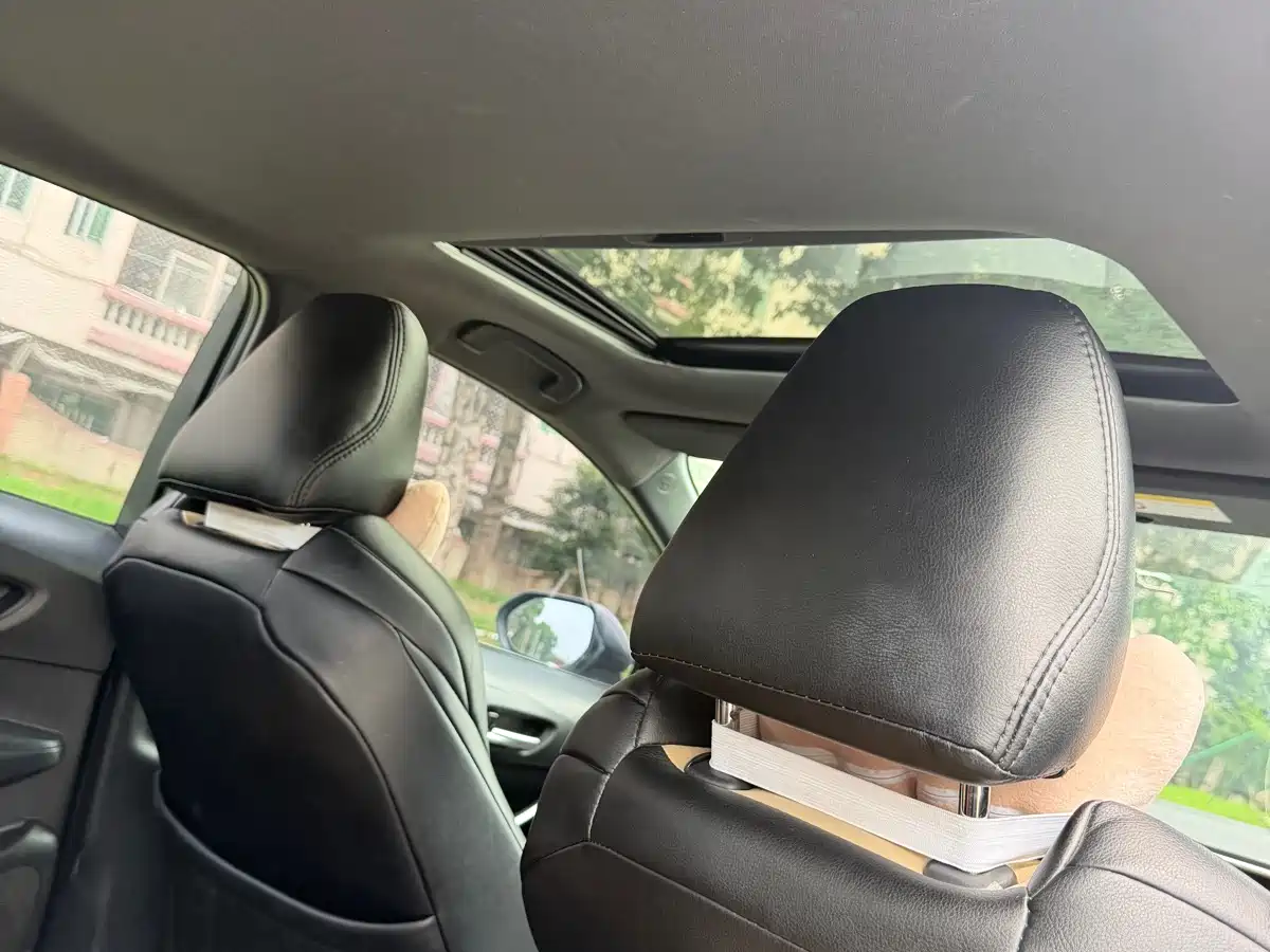 Toyota Levin 2019 Dual Engine 1.8H E-CVT Luxury Edition China V фото 15