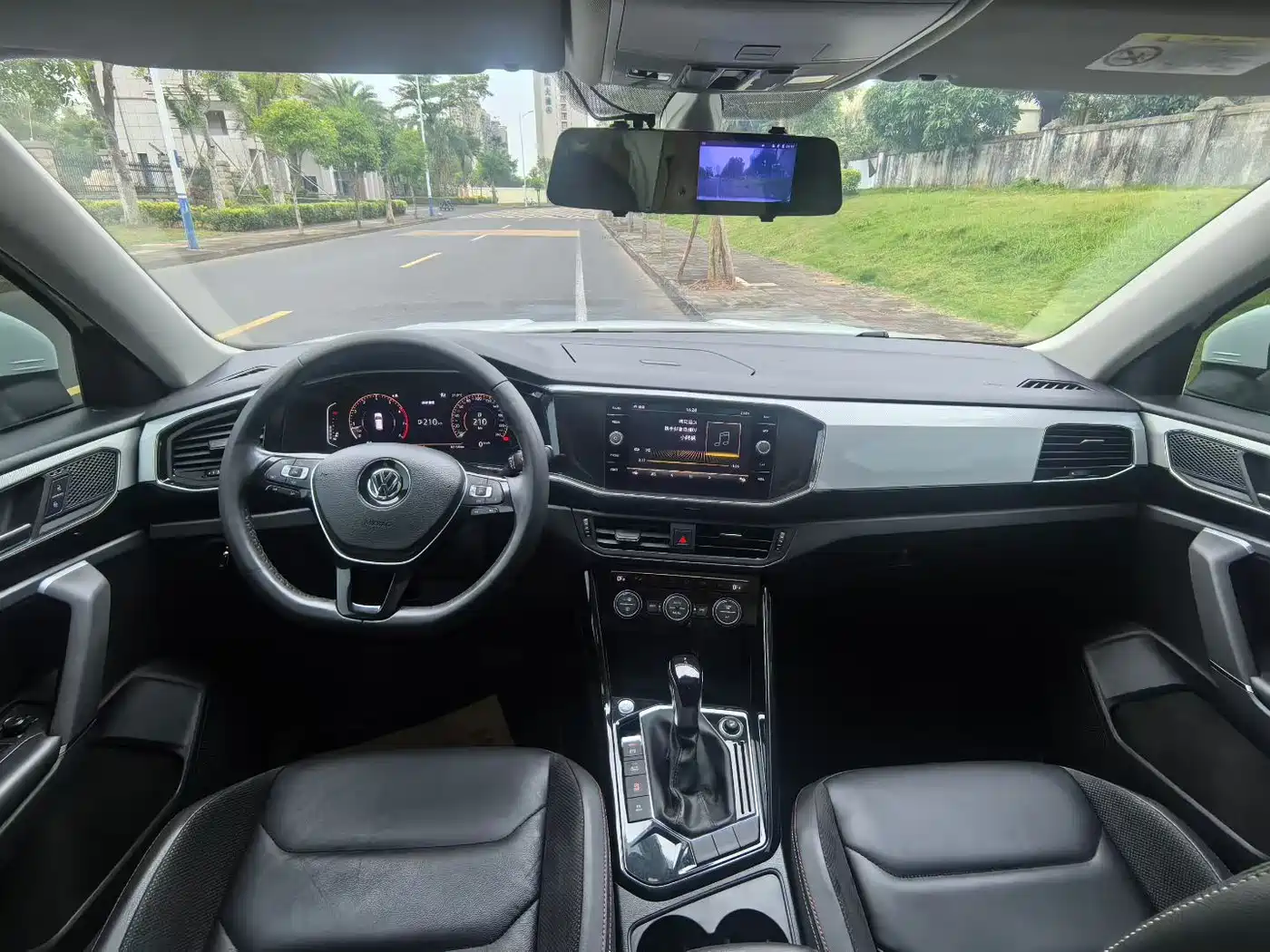 Volkswagen Tayron 2019 330TSI 2WD Luxury Plus China VI фото 5
