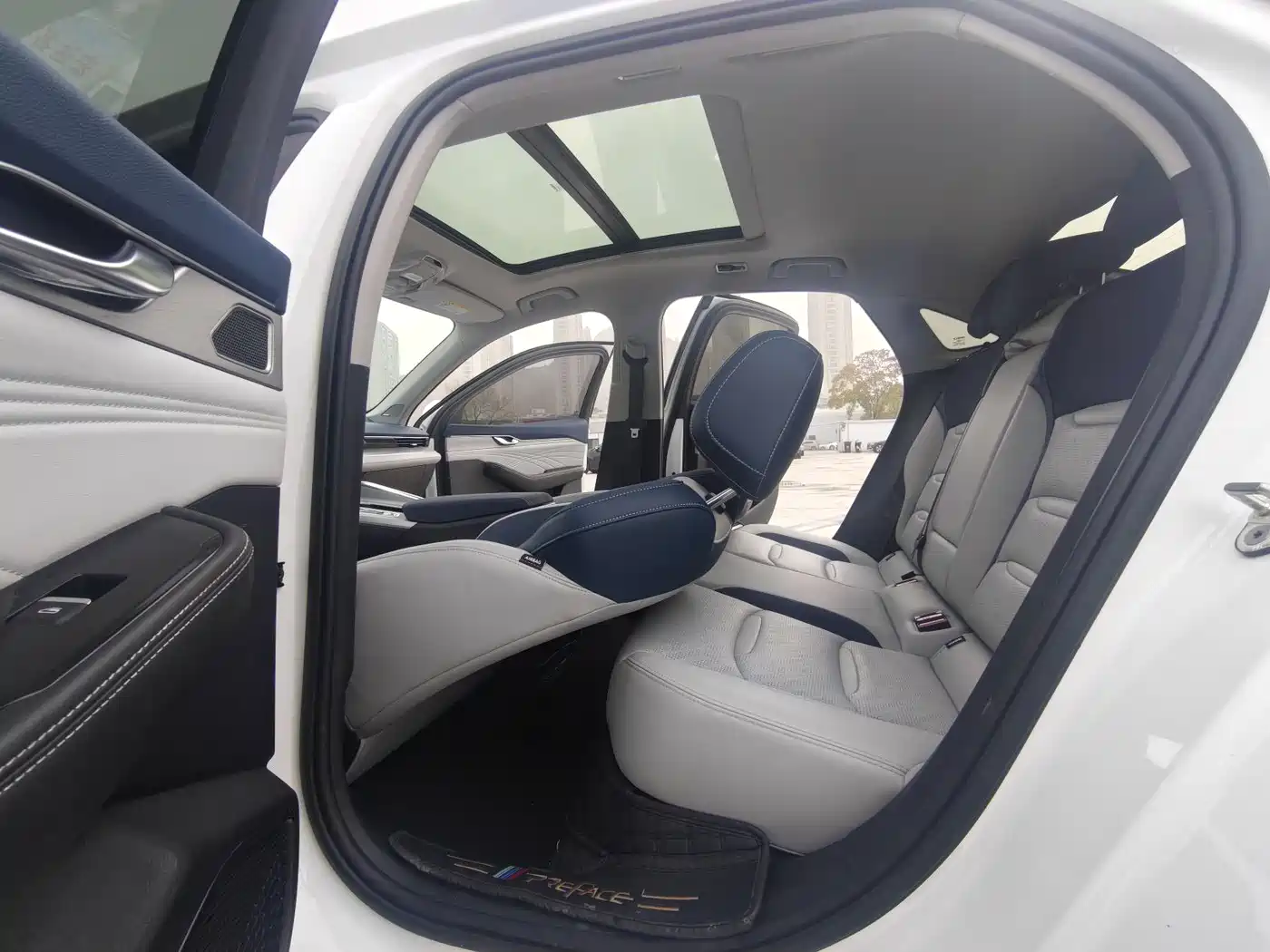 GEELY AUTOMOBILE XINGRUI