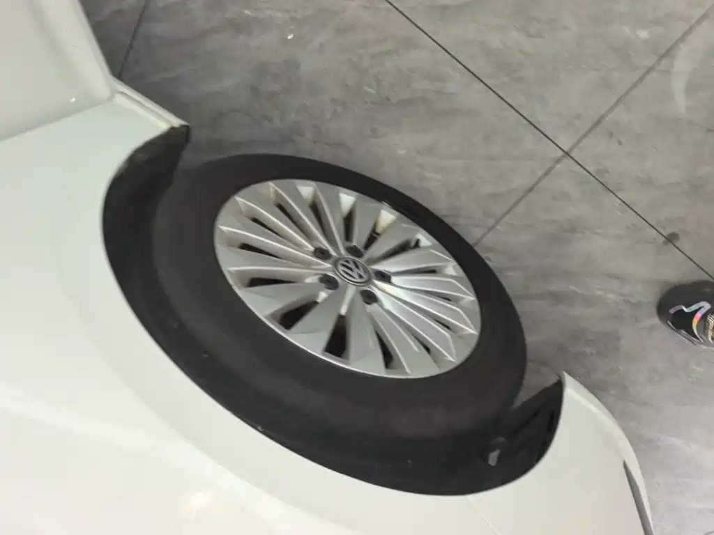 Фото 23 - Volkswagen Lavida
