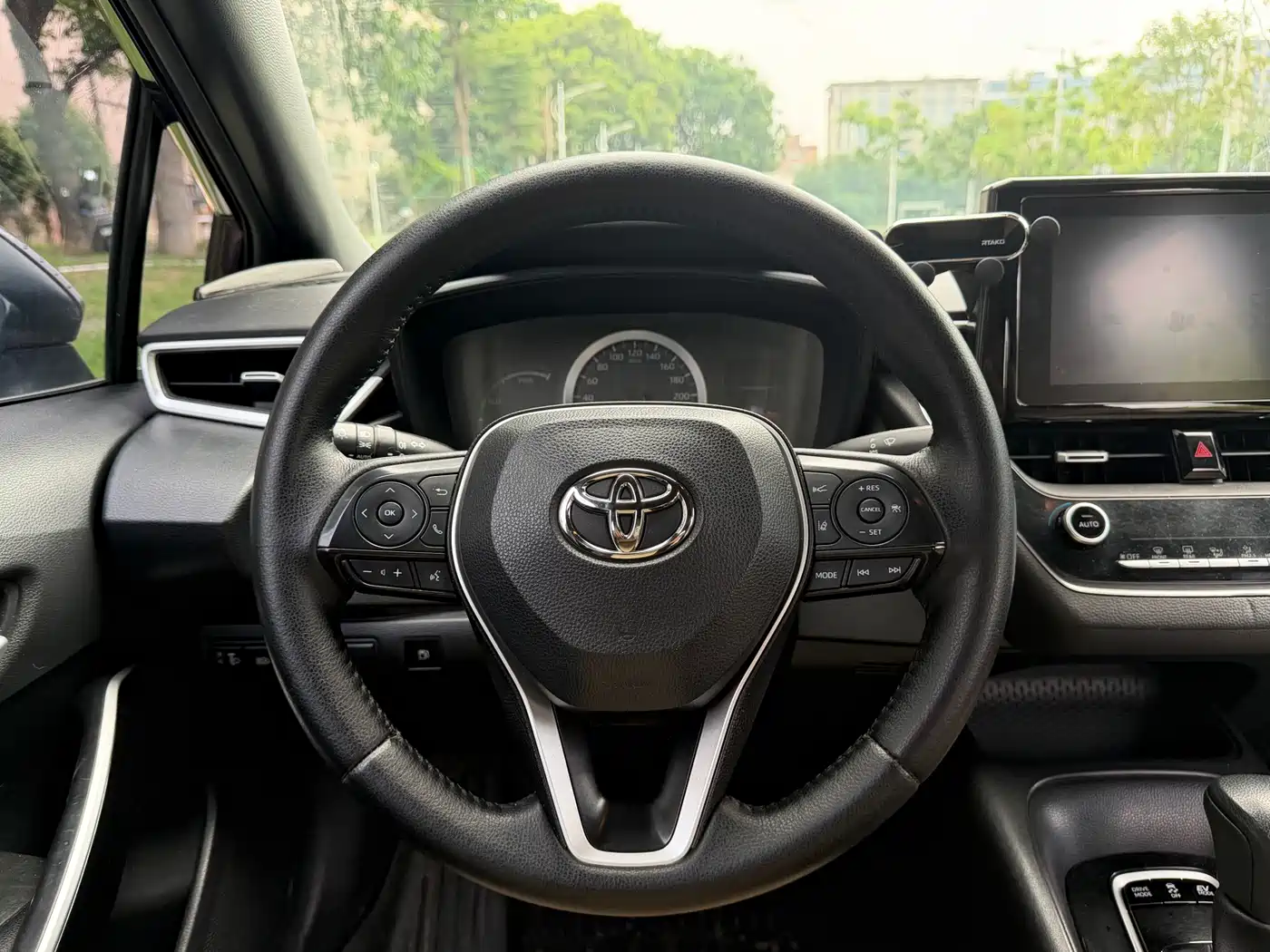 Toyota Levin 2019 Dual Engine 1.8H E-CVT Luxury Edition China V фото 13