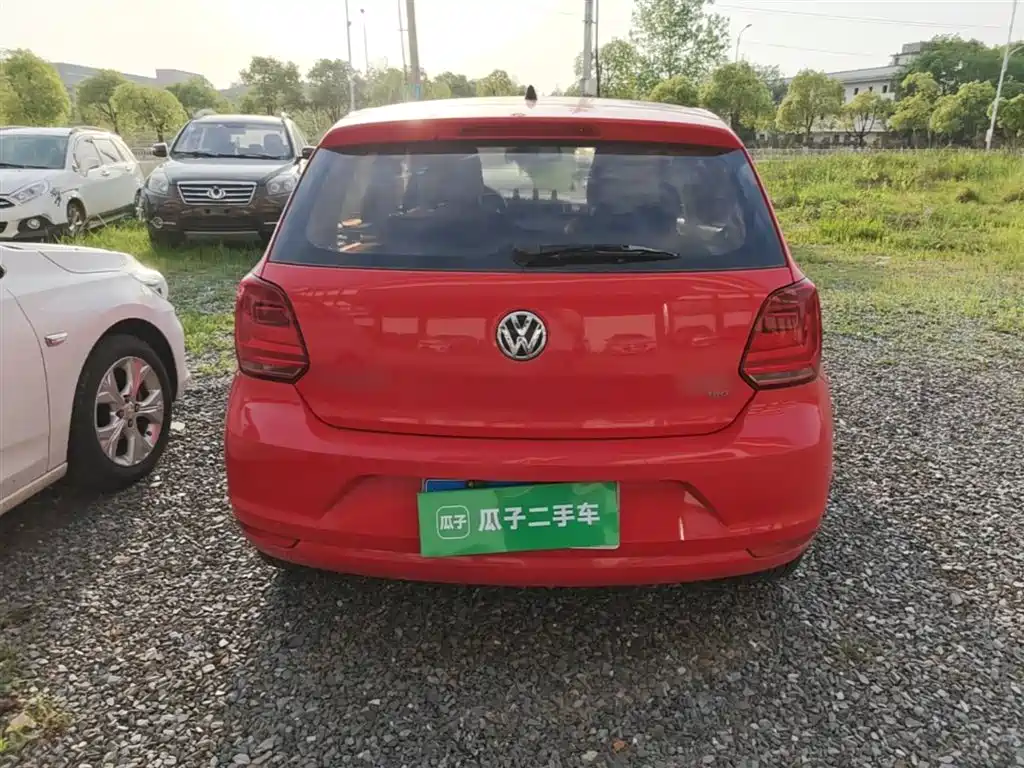 Volkswagen Polo 2016 1.6L Automatic Comfort фото 6