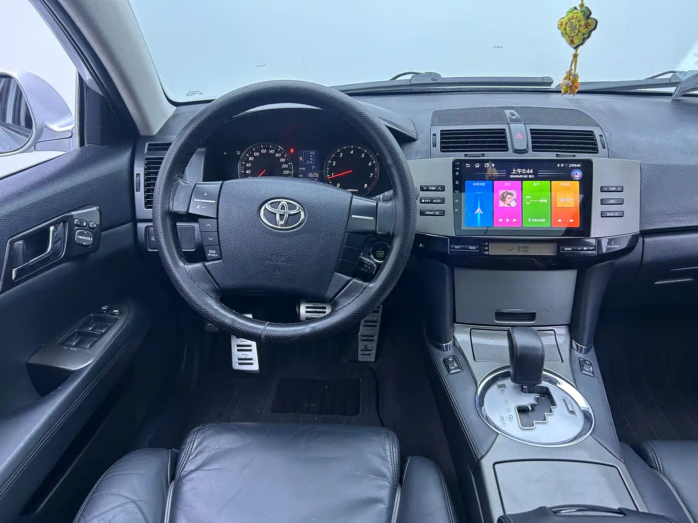 Toyota Reiz 2009 2.5S AVX Edition фото 6