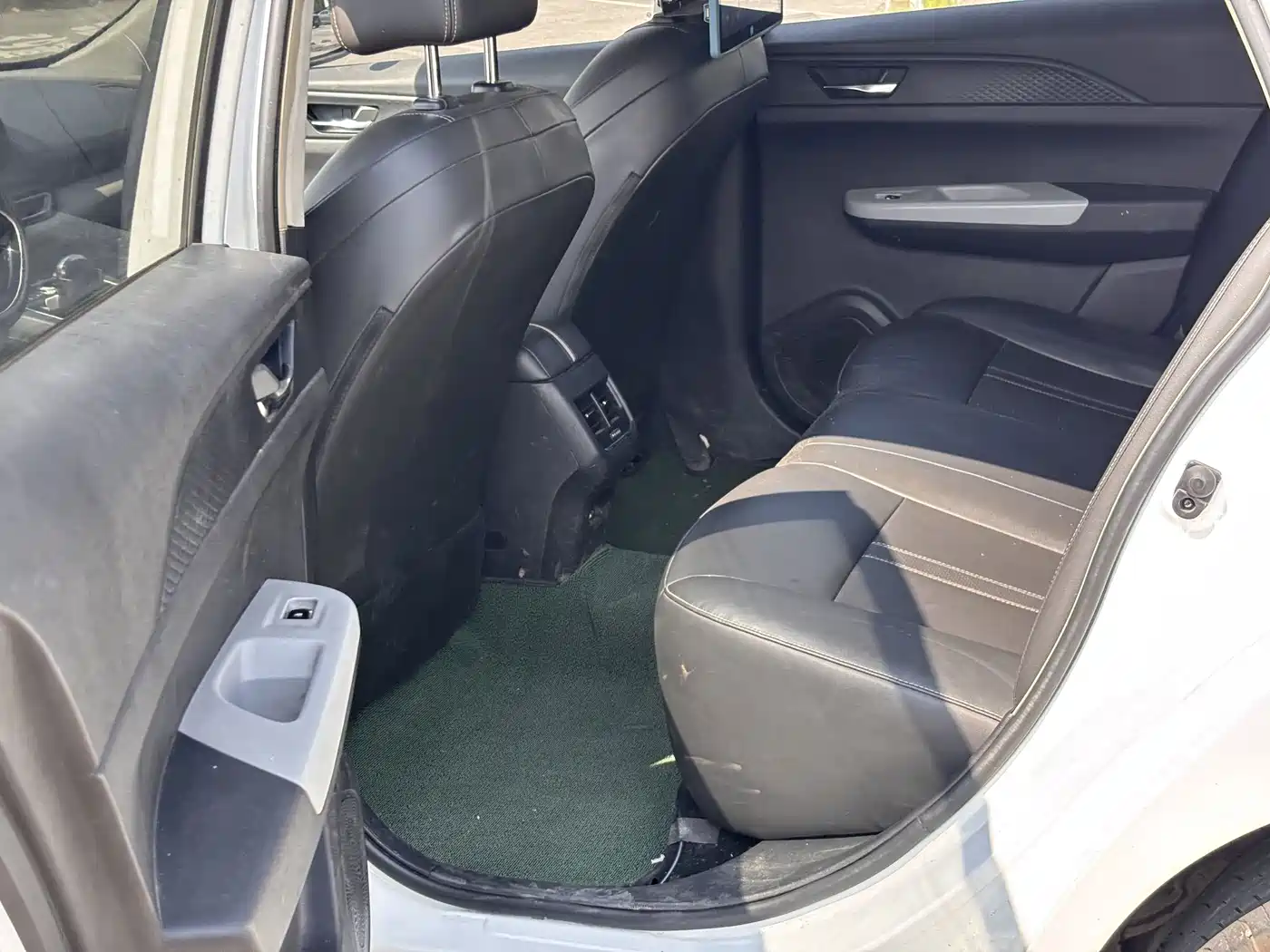 Dongfeng Aeolus Dongfeng Fengshen E70 2022 2021 Facelift 360H Battery Swap Version