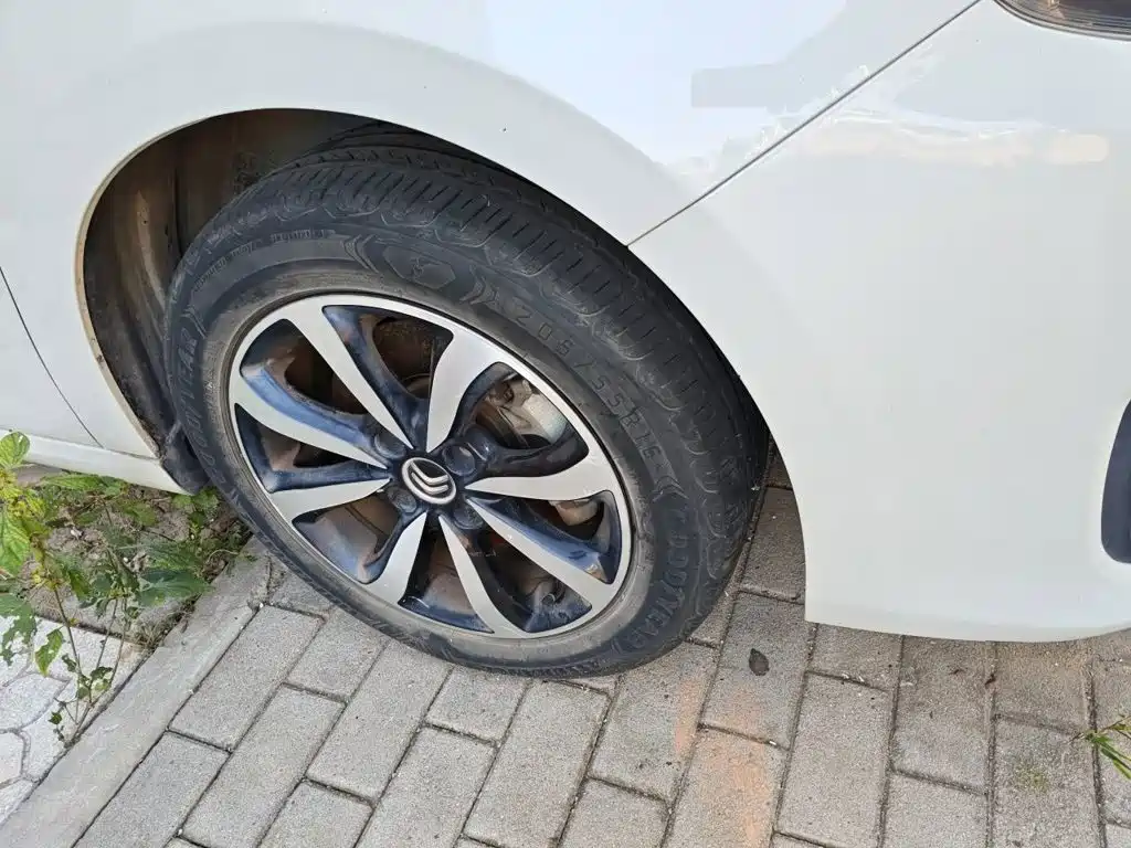 Citroën C4 C-Quatre 2017 2018 1.6L Auto Luxury