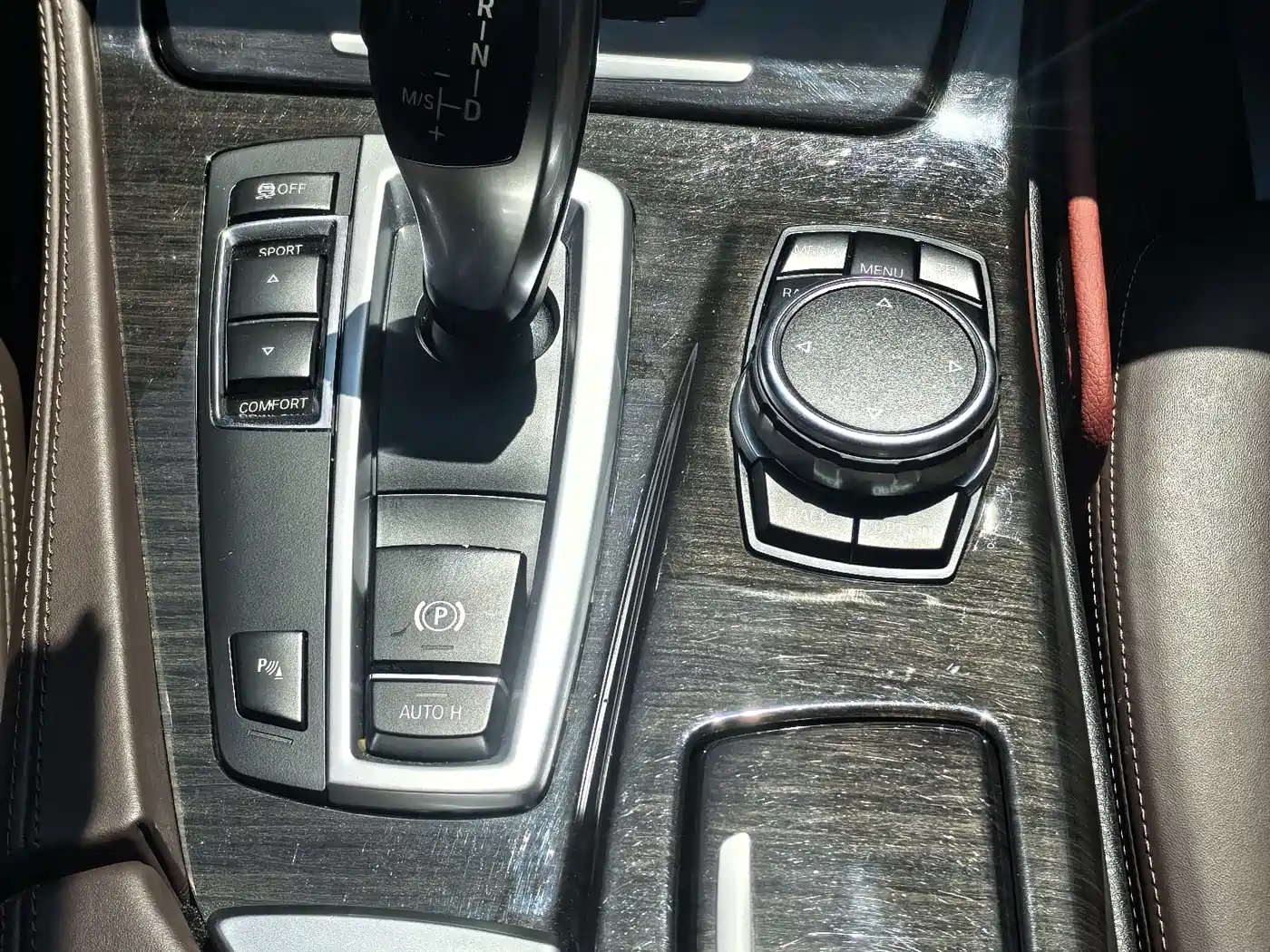 BMW 5 Series 2017 525Li Luxury Design Package фото 10