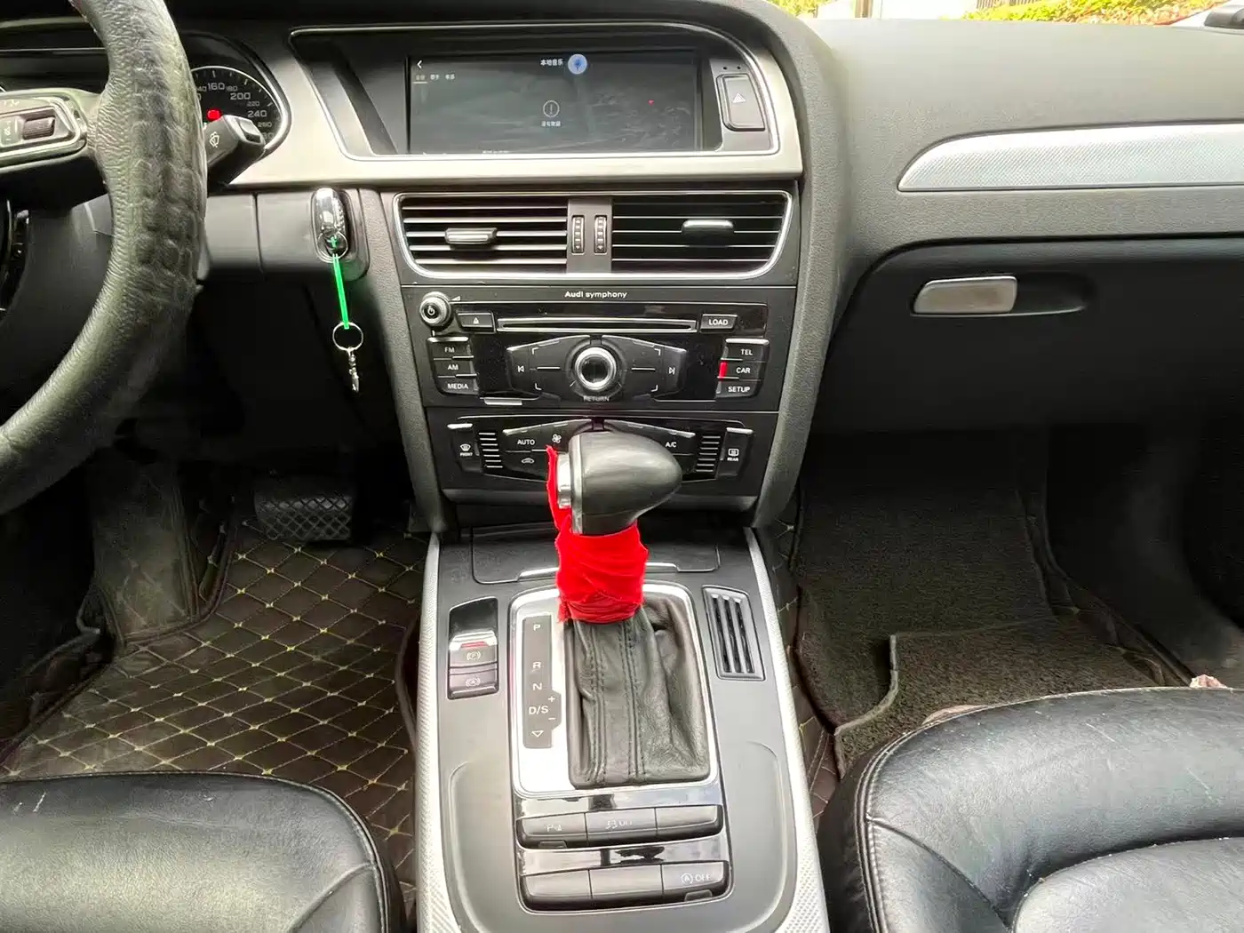 Audi A4L 2013 35 TFSI Automatic Standard фото 5