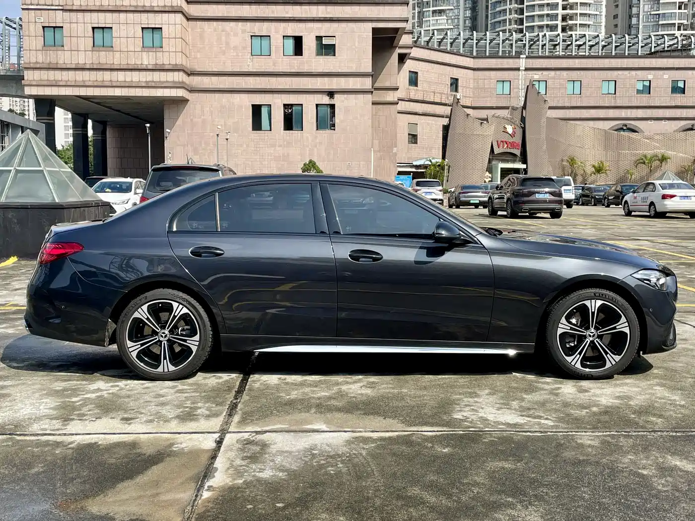 Mercedes-Benz C-Class 2022 C 260 L Night Sport Edition фото 25
