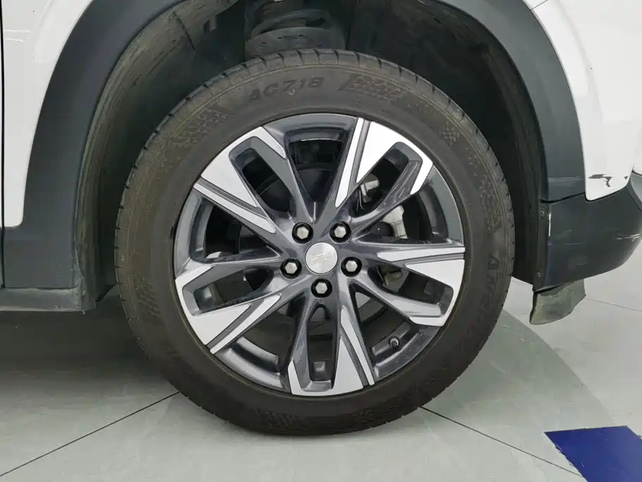 Chevrolet Trax 2021 2021 325T Auto Fun Edition China VI