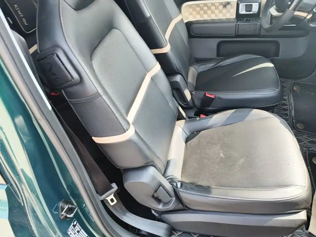Фото 25 - Baojun KiWi EV