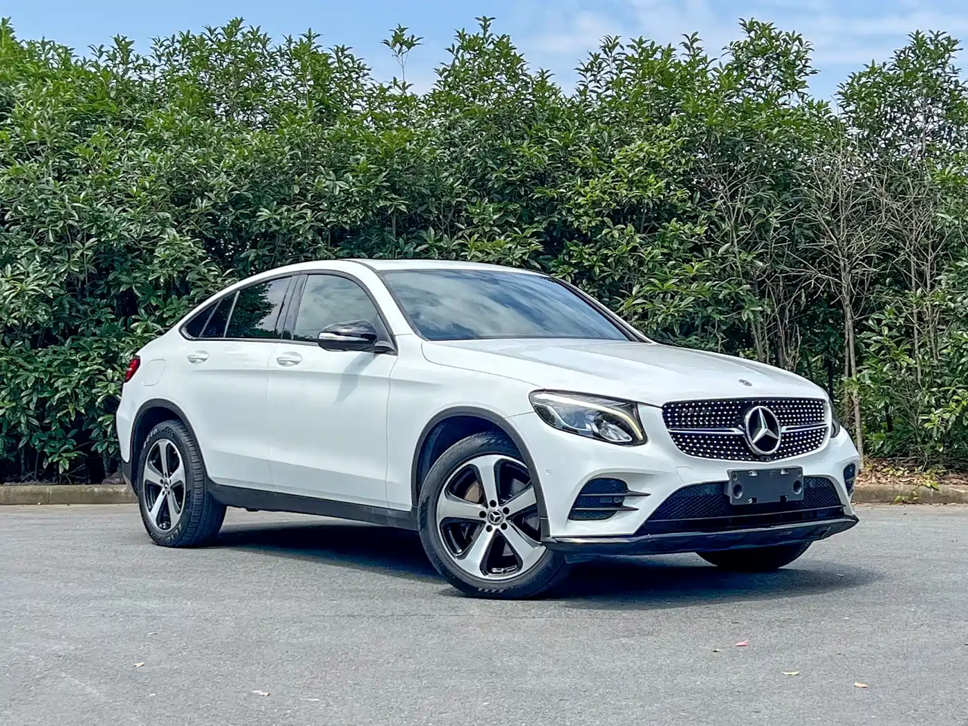 Mercedes-Benz GLC Coupe 2019 GLC 200 4MATIC Coupe SUV фото 3