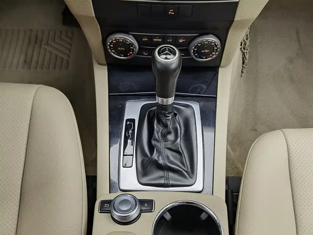 Mercedes-Benz GLK-Class (Import) 2011 GLK 300 4MATIC Dynamic фото 13