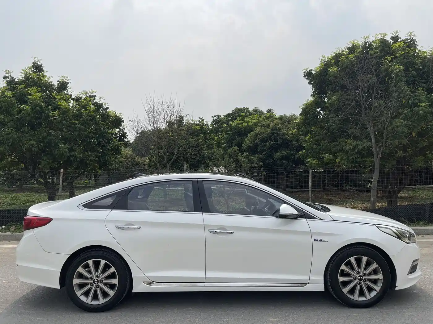 Hyundai Sonata 2015 1.6T GLS Smart фото 9