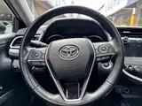 Photo 16 - Toyota Camry